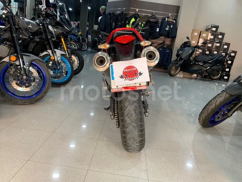 Ducati Monster 696 - Vista 10