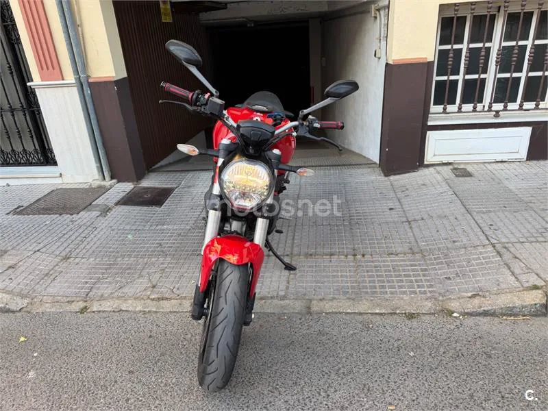 Ducati Monster 797 - Vista 3