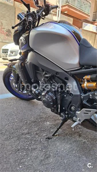Yamaha MT-09 - Vista 5