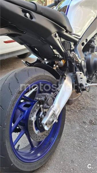 Yamaha MT-09 - Vista 6