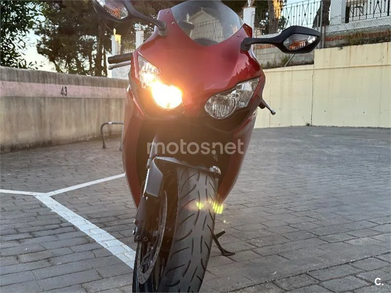 Honda CB1000R - Vista 14