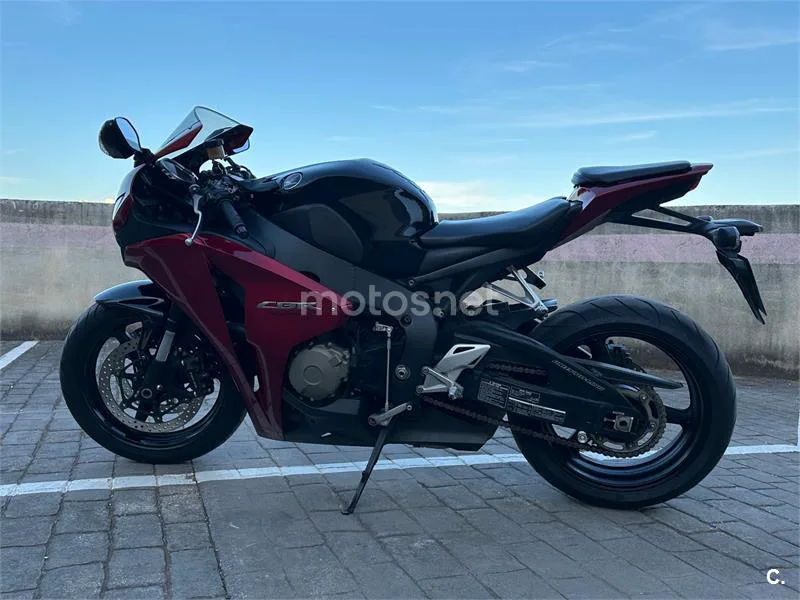 Honda CB1000R - Vista 16