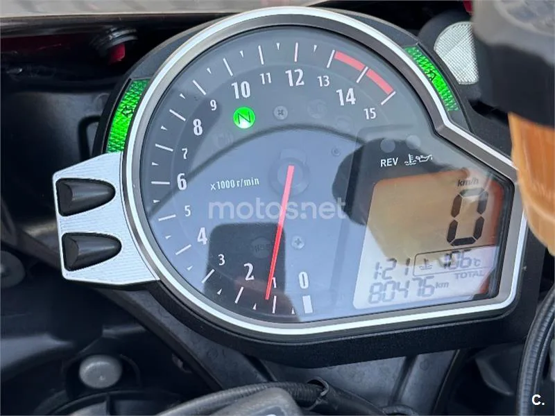 Honda CB1000R - Vista 4