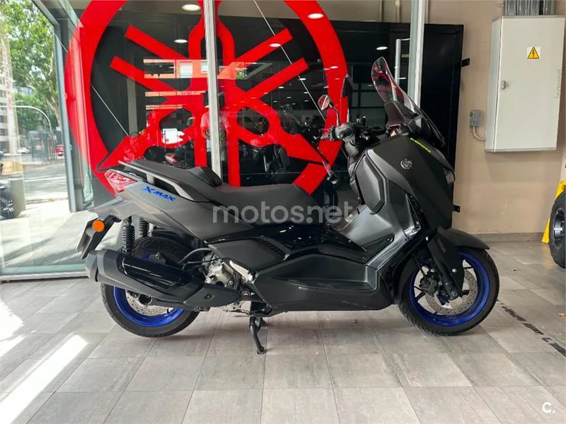 Yamaha XMAX 300 5399 € 2025 Madrid - 1
