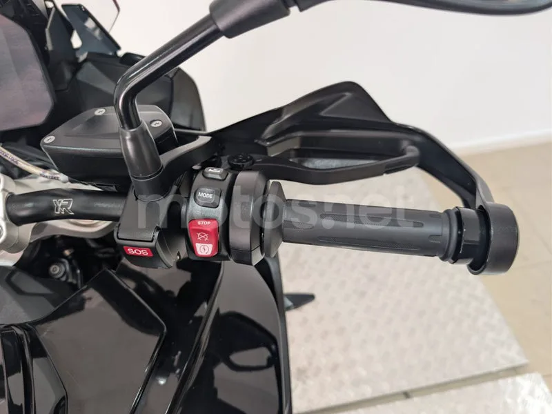 BMW S 1000 XR - Vista 11