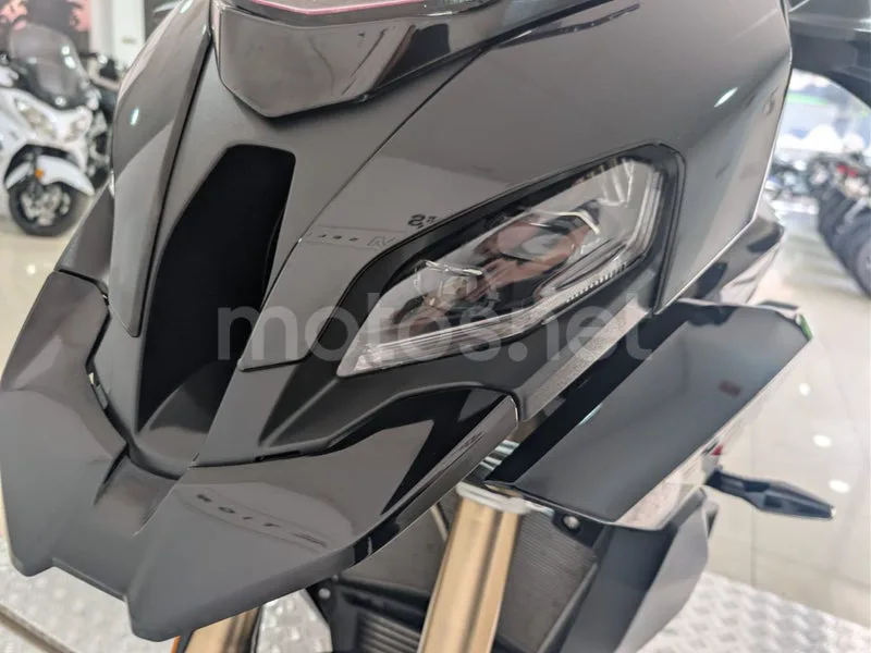 BMW S 1000 XR - Vista 16