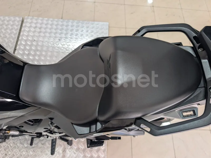 BMW S 1000 XR - Vista 18