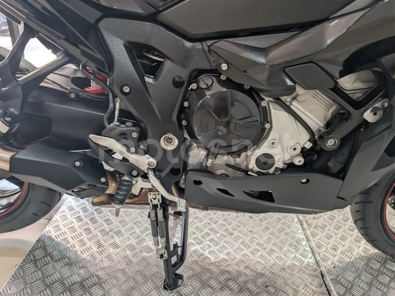 BMW S 1000 XR - Vista 20