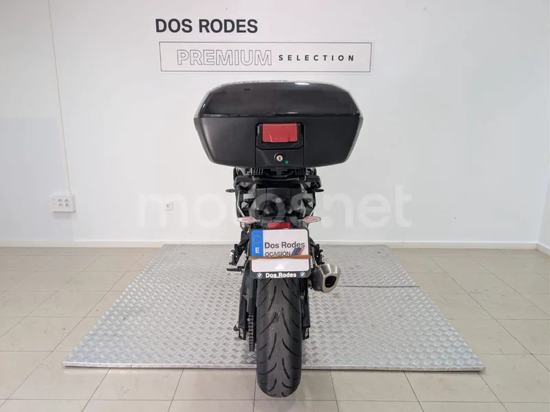 BMW S 1000 XR - Vista 8
