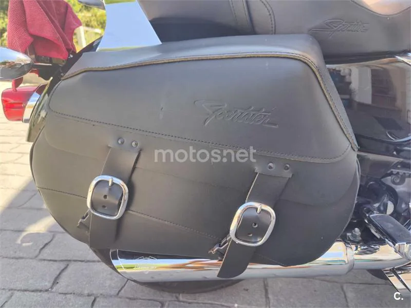Harley-Davidson Sportster 883 - Vista 9