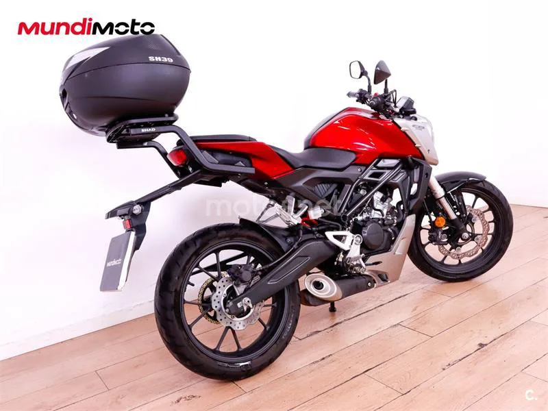 Honda CB125R - Vista 3