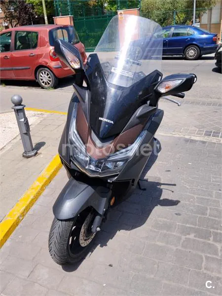 Honda Forza 125 800 € 2018 Madrid - 1