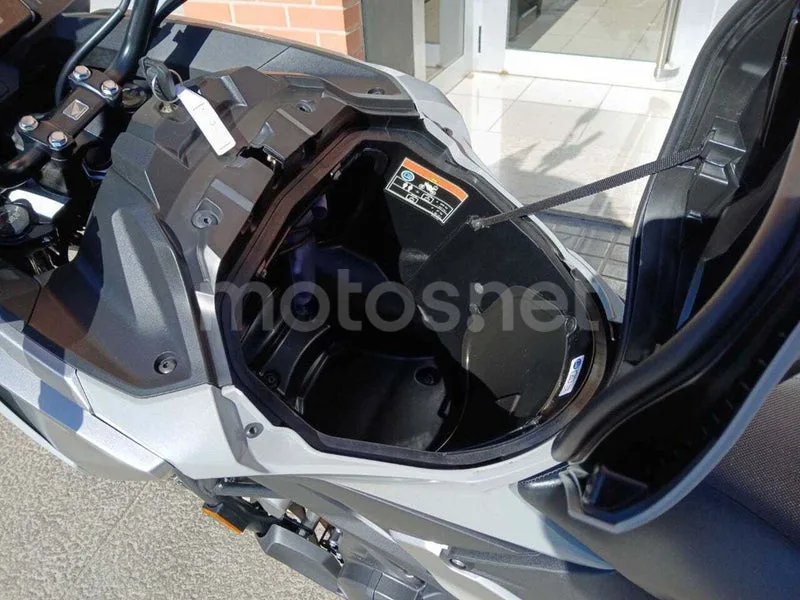 Honda NC750X - Vista 19