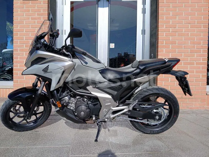 Honda NC750X - Vista 9
