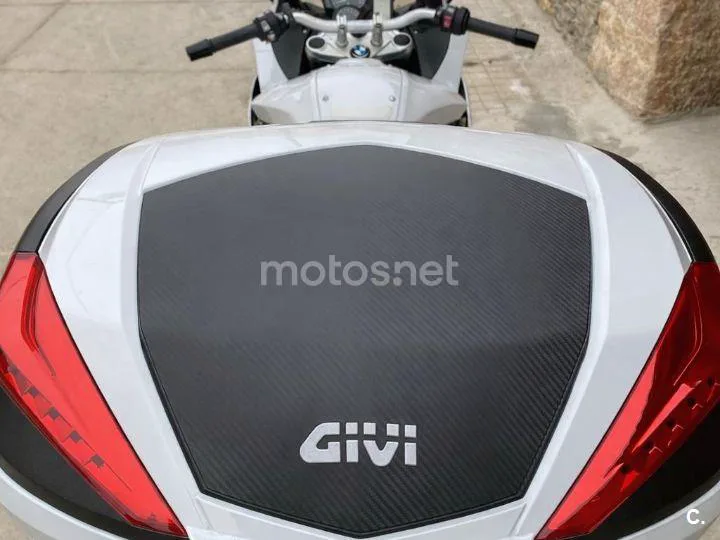 BMW F 800 GT - Vista 7