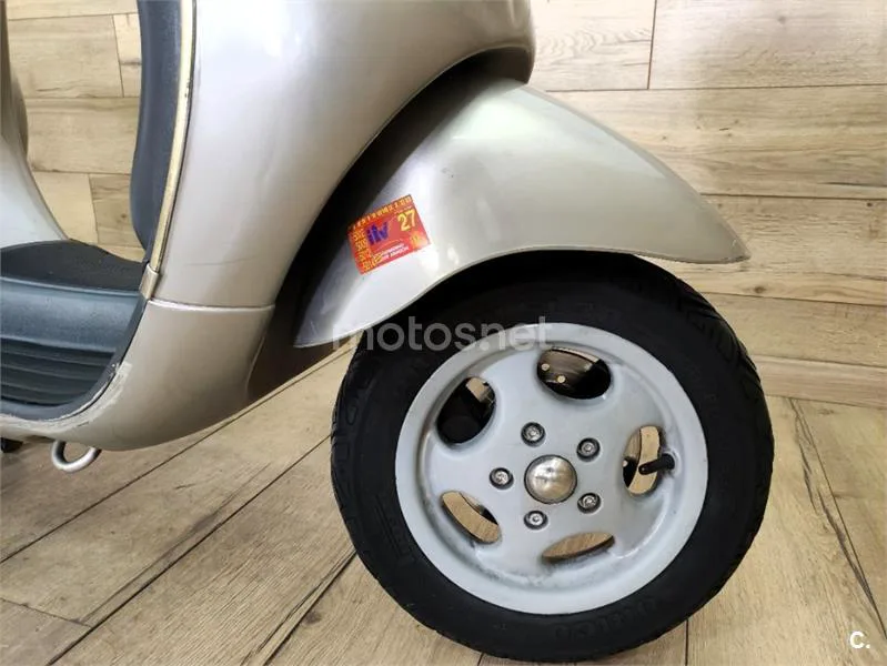 Vespa ET2 – Vista 12