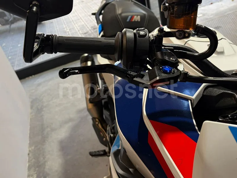BMW M 1000 XR - Vista 12