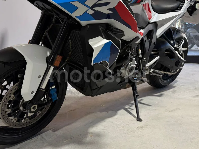 BMW M 1000 XR - Vista 5