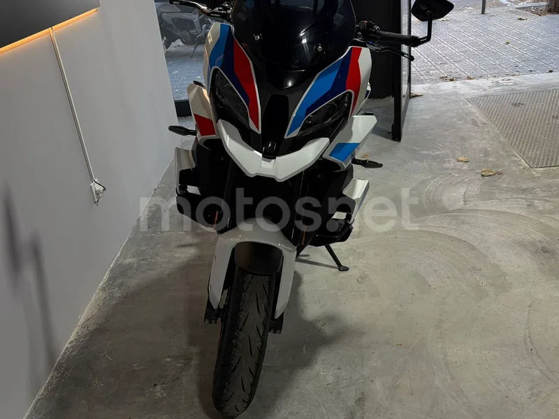 BMW M 1000 XR - Vista 6