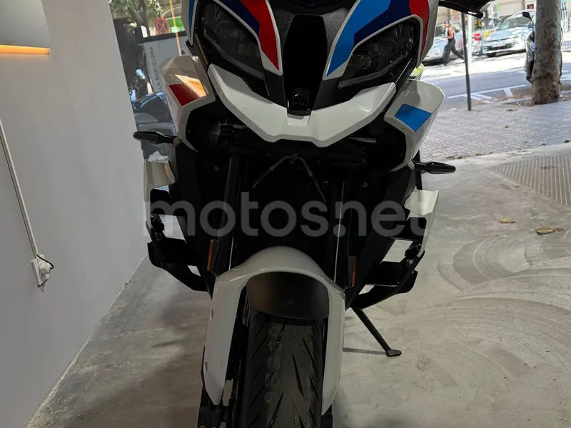 BMW M 1000 XR - Vista 9