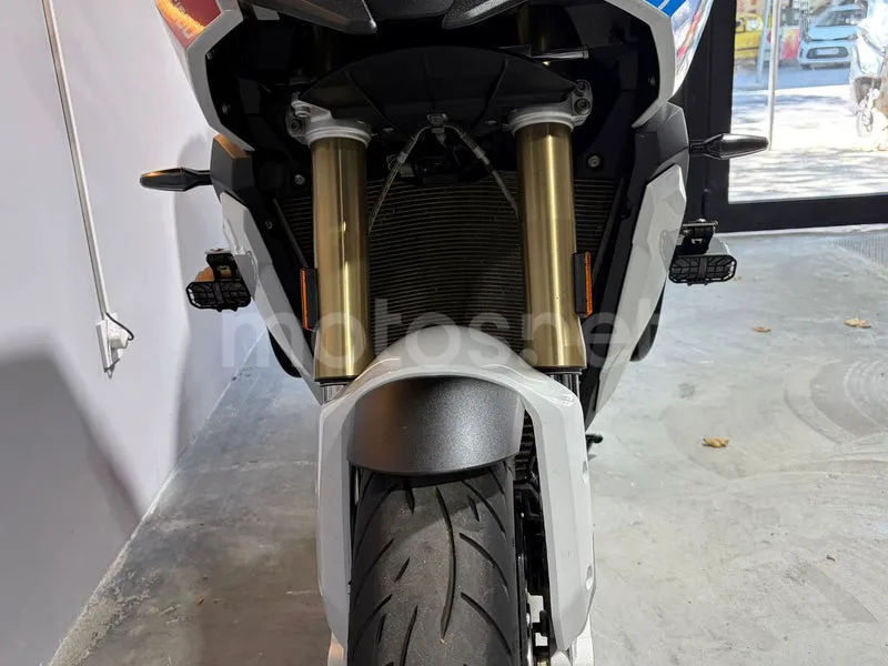 BMW S 1000 XR - Vista 6