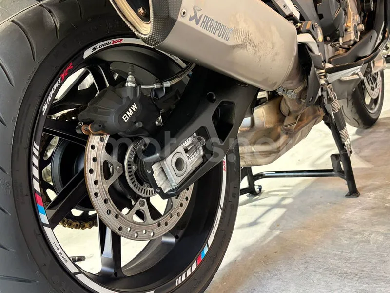 BMW S 1000 XR - Vista 10