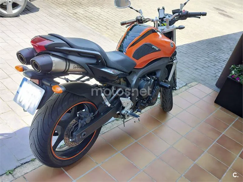 Yamaha FZ6 2500 € 2006 Araba - 2
