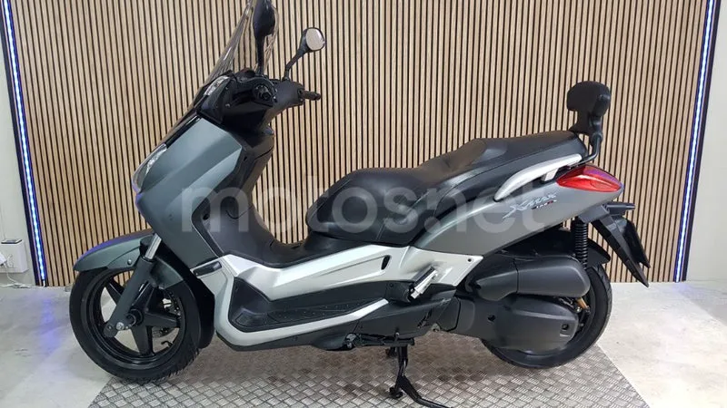 Yamaha XMAX 125 - Vista 15