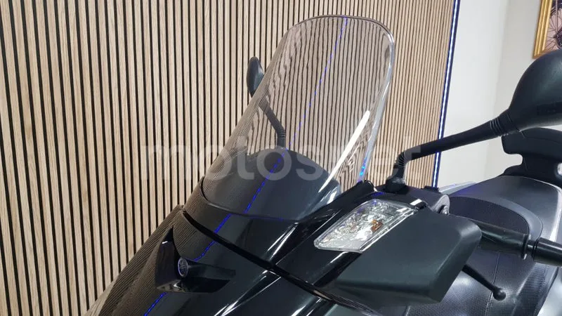 Yamaha XMAX 125 - Vista 18