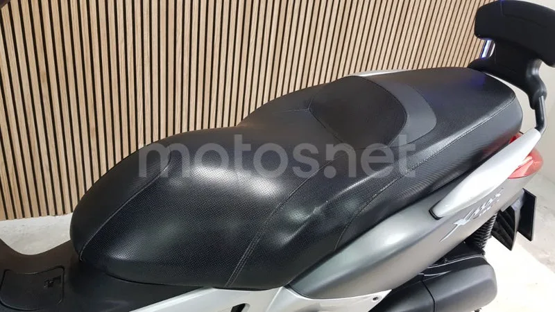 Yamaha XMAX 125 - Vista 22