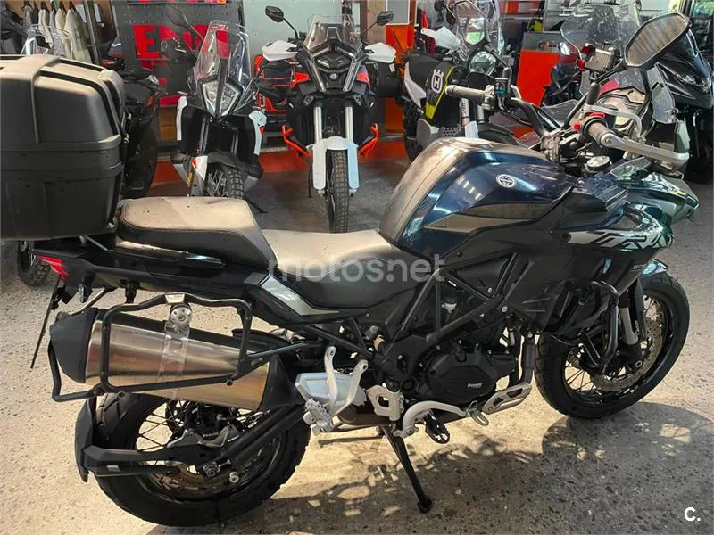 Benelli TRK 502 - Vista 3
