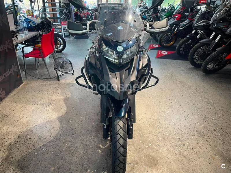 Benelli TRK 502 - Vista 8