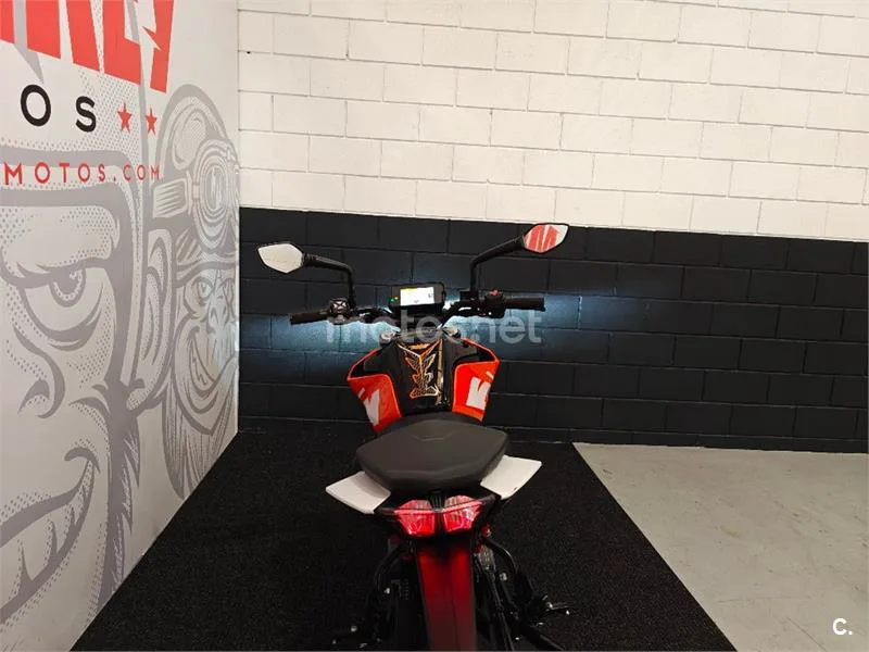 KTM 125 – Vista 11