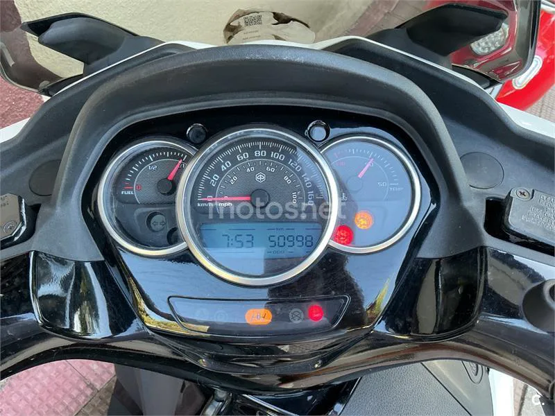 Piaggio MP3 - Vista 5