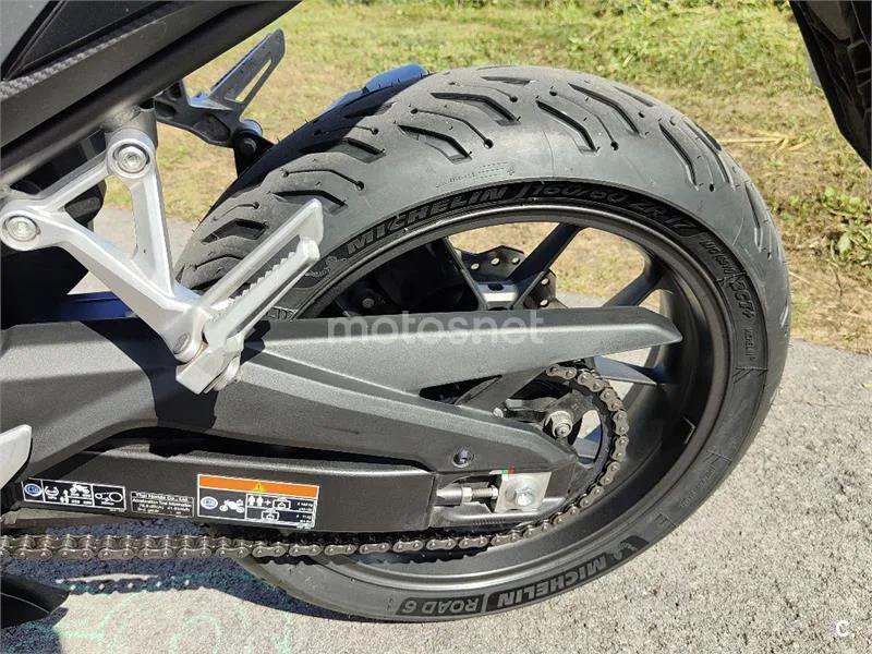 Honda CBR500R - Vista 12