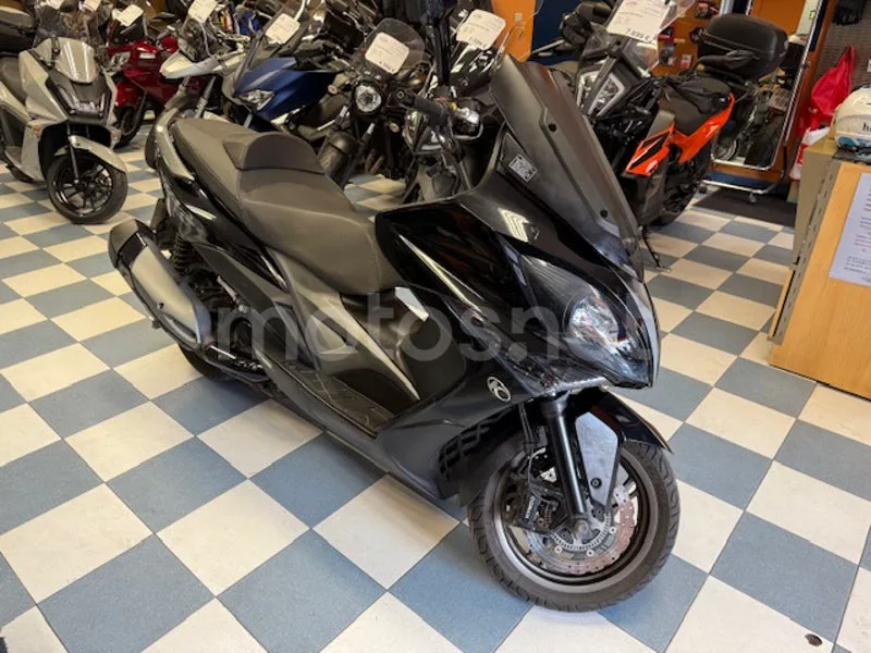 Kymco Xciting 400 1699 € 2016 Madrid - 1