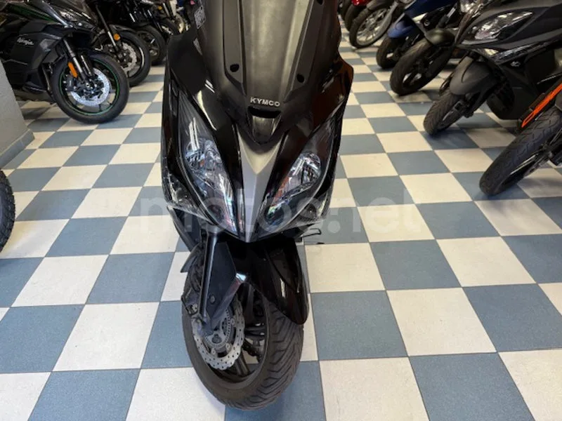 Kymco Xciting 400 - Vista 14