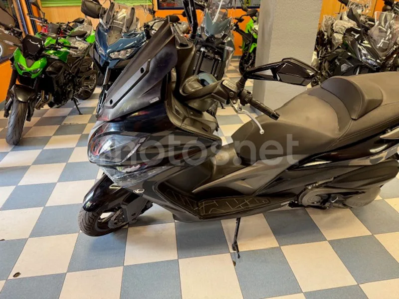 Kymco Xciting 400 - Vista 6