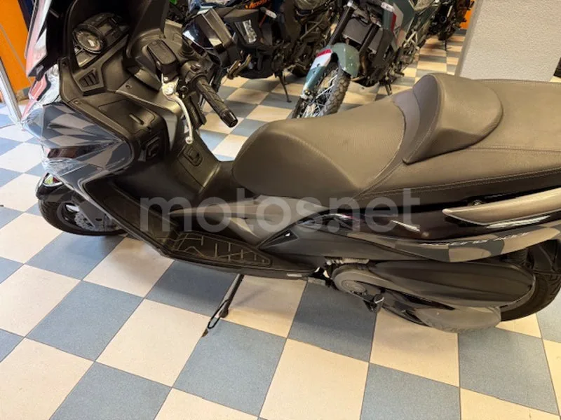 Kymco Xciting 400 - Vista 8