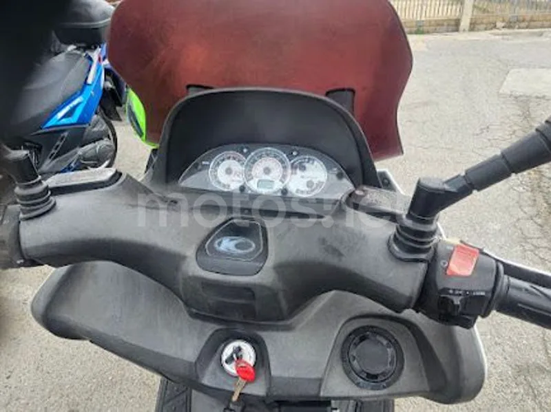 Kymco Xciting 500 - Vista 13