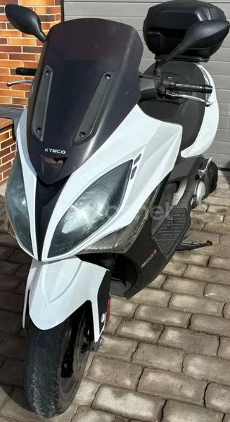 Kymco Xciting 500 - Vista 3