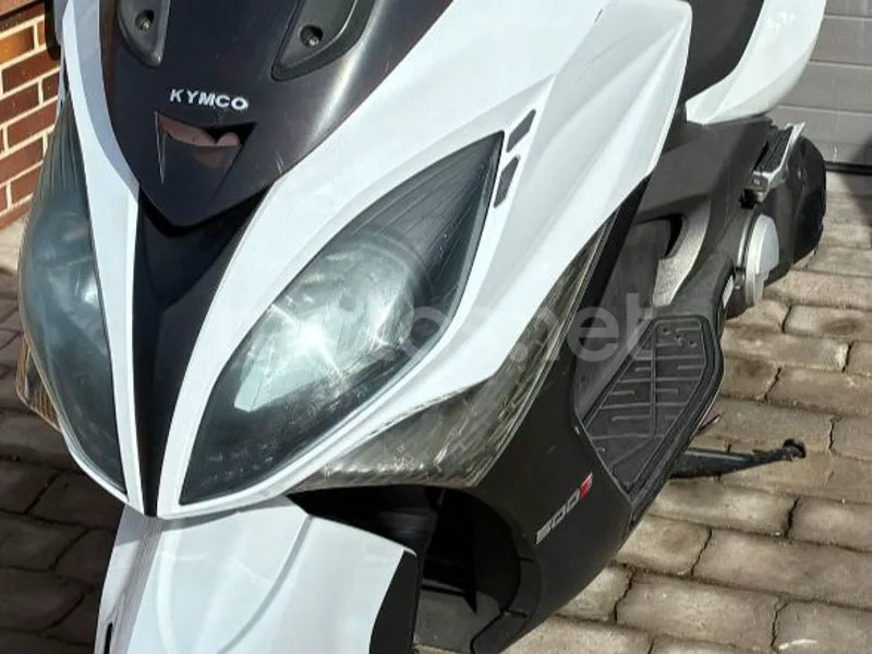 Kymco Xciting 500 - Vista 6