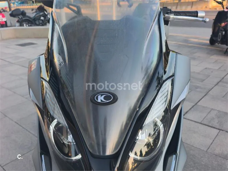 Kymco Super Dink 125 – Vista 5