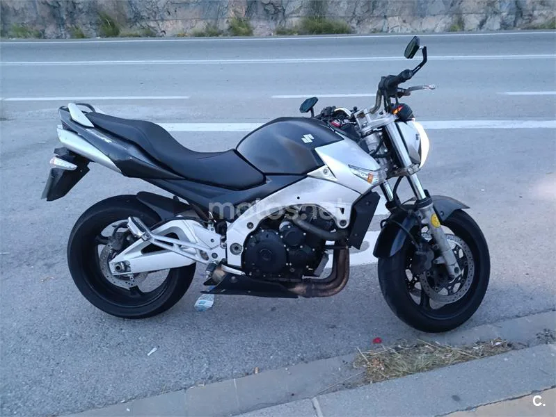 Suzuki GSR 600 1900 € 2007 Barcelona - 1