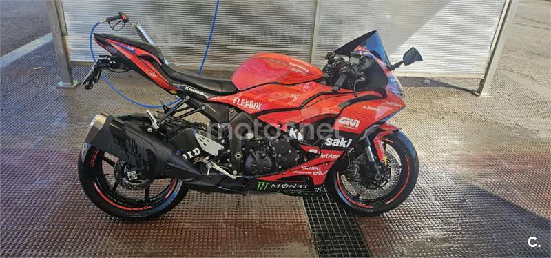 Kawasaki Ninja ZX-6R - Vista 7