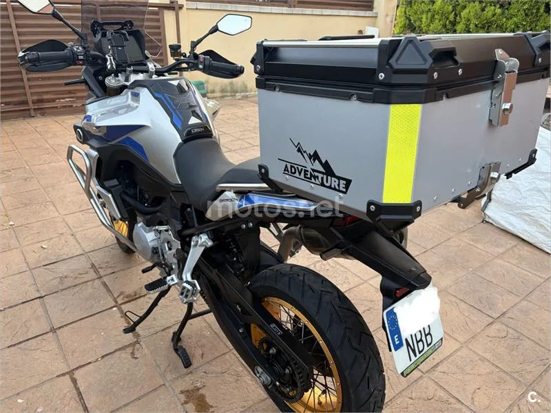 Voge 900 DSX – Vista 4
