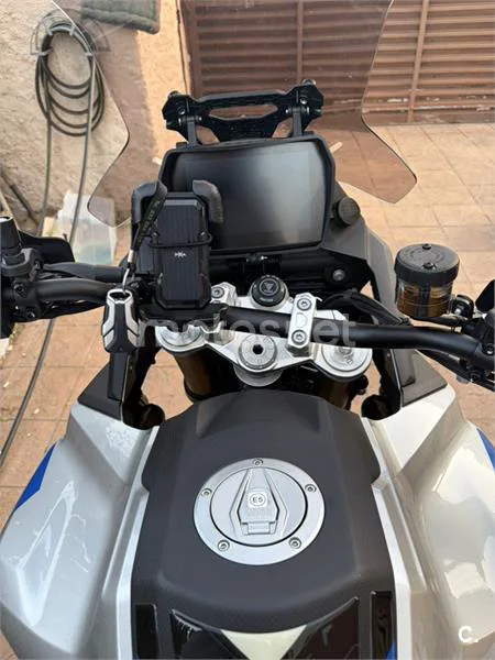 Voge 900 DSX – Vista 9