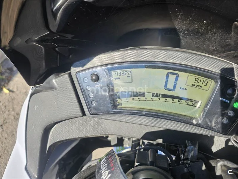 Kawasaki ER-6f - Vista 3