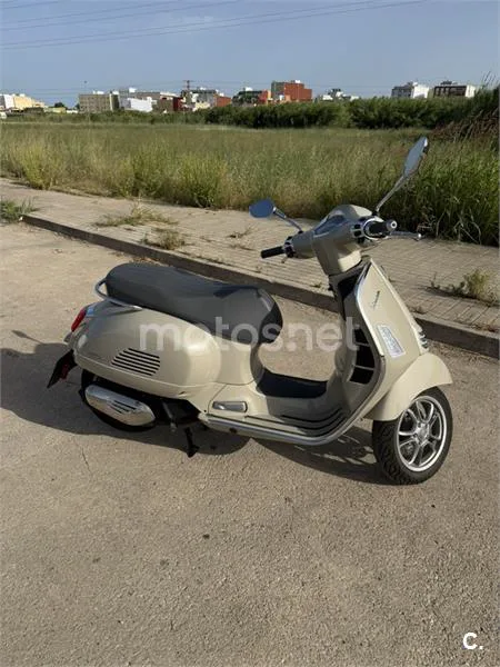 Vespa GTS 125 - Vista 3