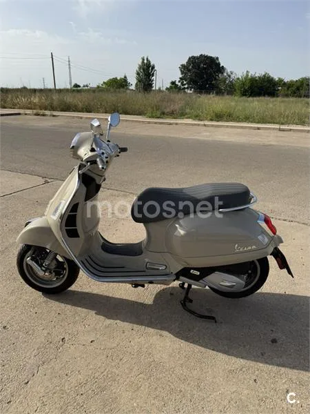 Vespa GTS 125 - Vista 4